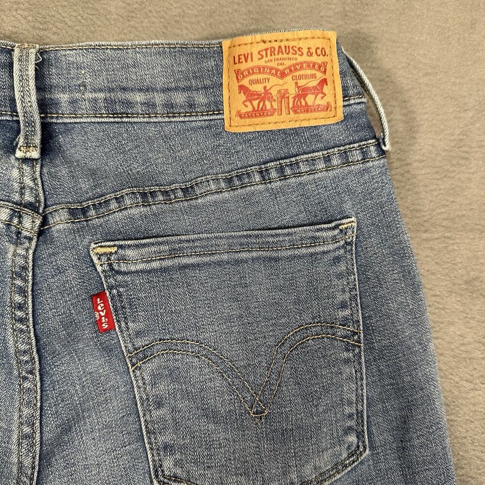 Levis 505 Straight Leg Jeans Women’s 4M W27 L32 Medium Wash Blue 15505-0147 - Picture 15 of 15